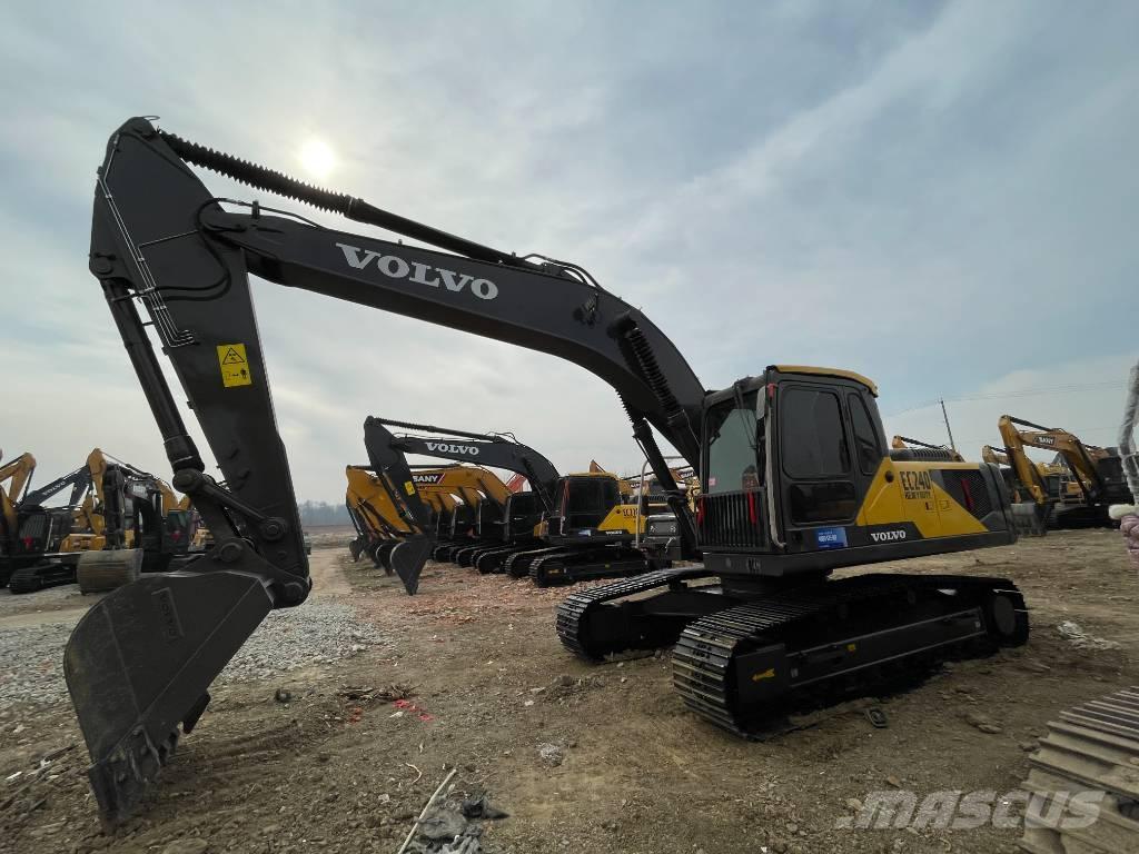Volvo EC 240 Roomikekskavaatorid