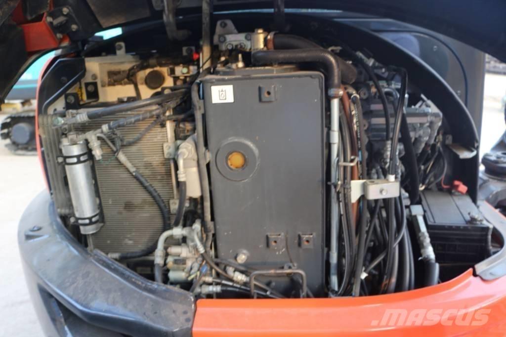 Kubota KX 163 Roomikekskavaatorid