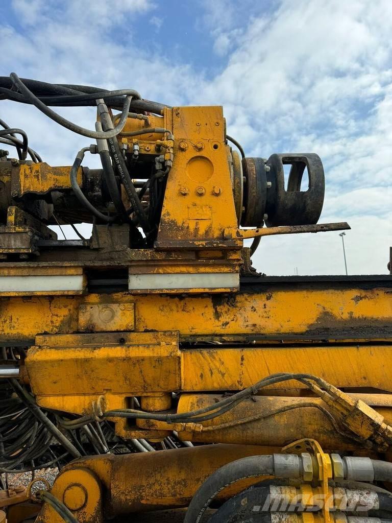 Klemm KR 806-3D Raskepuurid