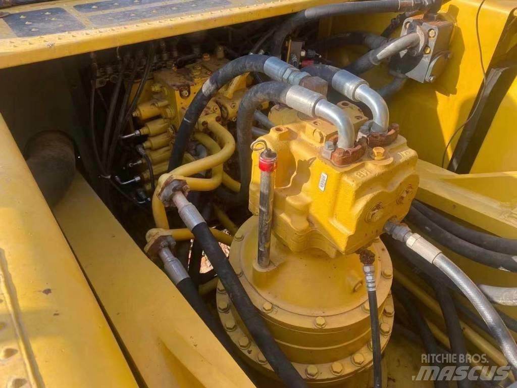 Komatsu PC400 Roomikekskavaatorid