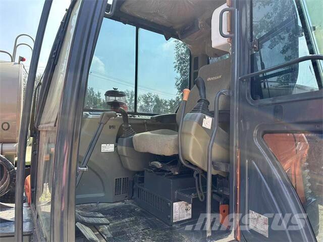 Doosan DX55 Miniekskavaatorid < 7 t