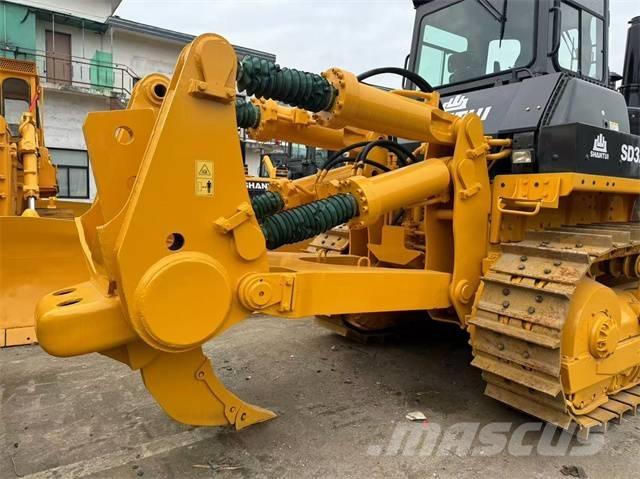 Shantui SD 32 Buldooserid