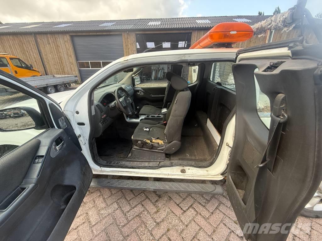 Nissan Navara Madelkaubikud