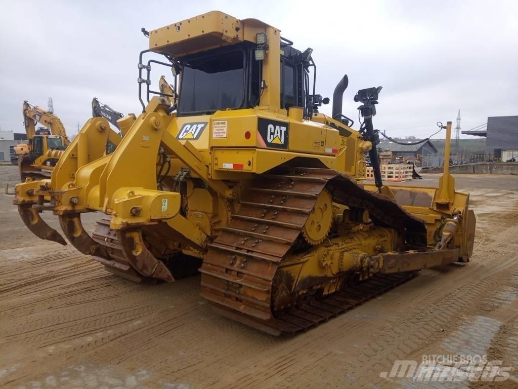 CAT D 6 T LGP Buldooserid