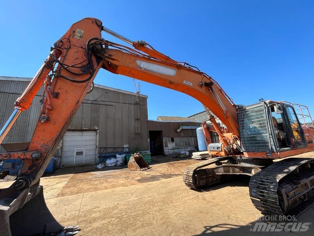 Doosan DX 380 LC Roomikekskavaatorid