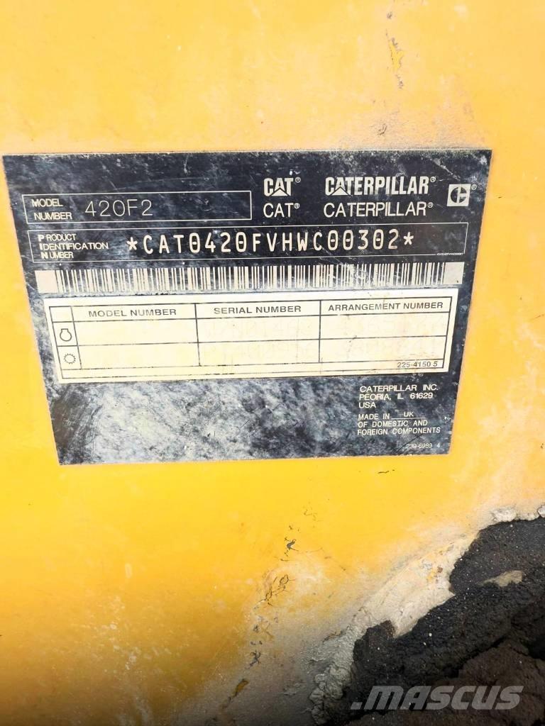 CAT 420 F Ekskavaatorlaadurid