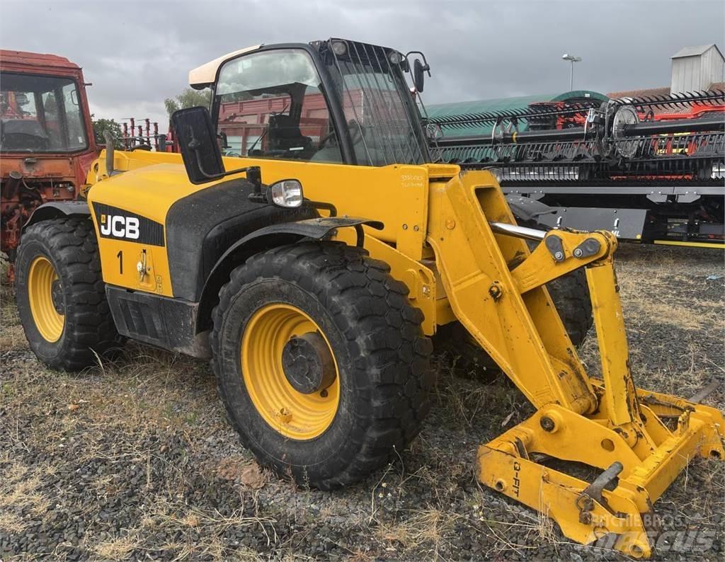 JCB 541-70 Põllumajanduslikud teleskoopkäitlejad