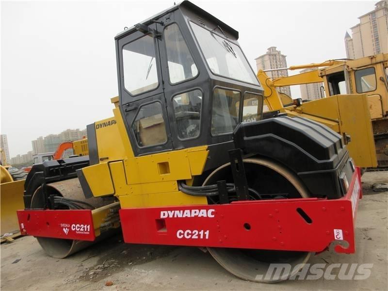 Dynapac CC 211 Tandemrullid