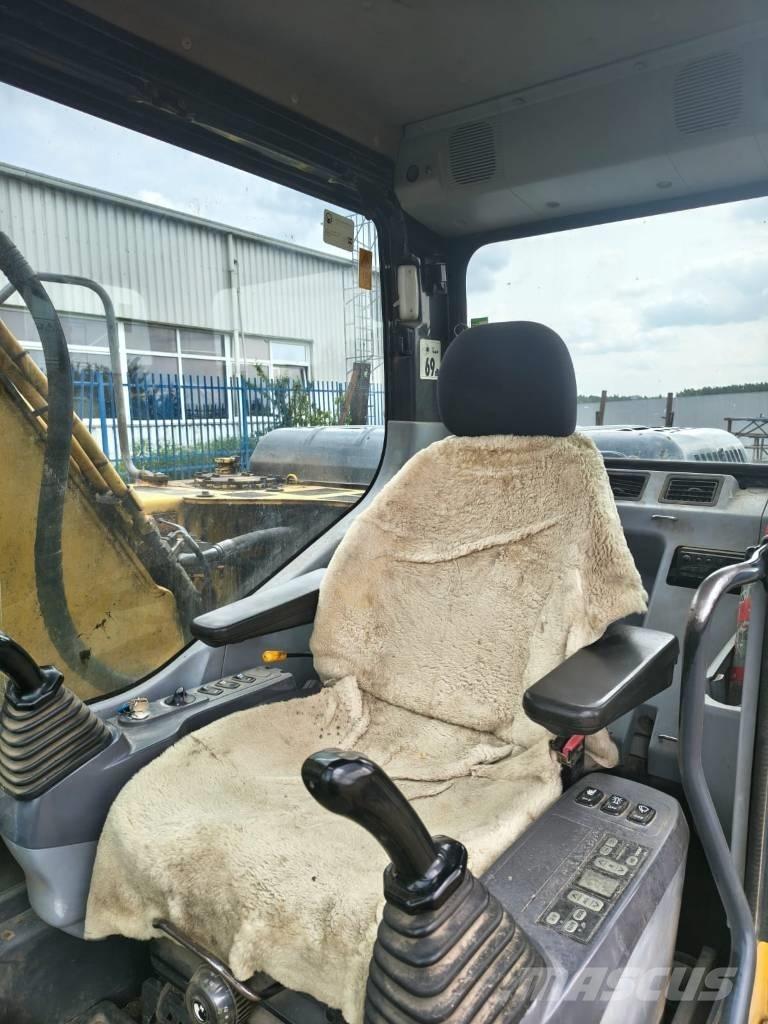 Komatsu PC 160 LC-7K Roomikekskavaatorid