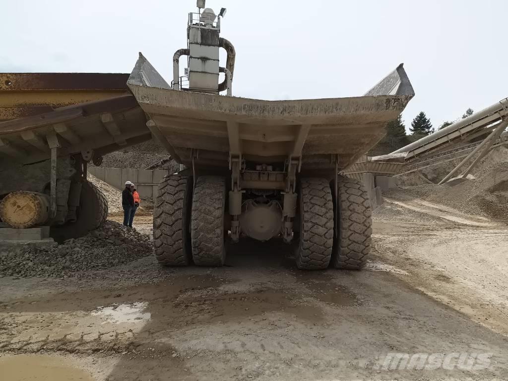 Komatsu HD 605-5 Karjääriveokid