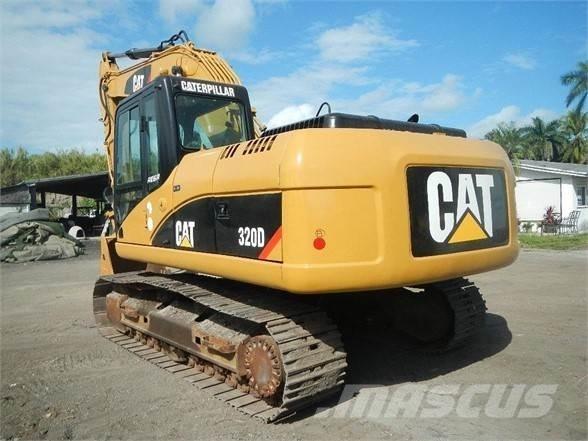 CAT 320D Roomikekskavaatorid