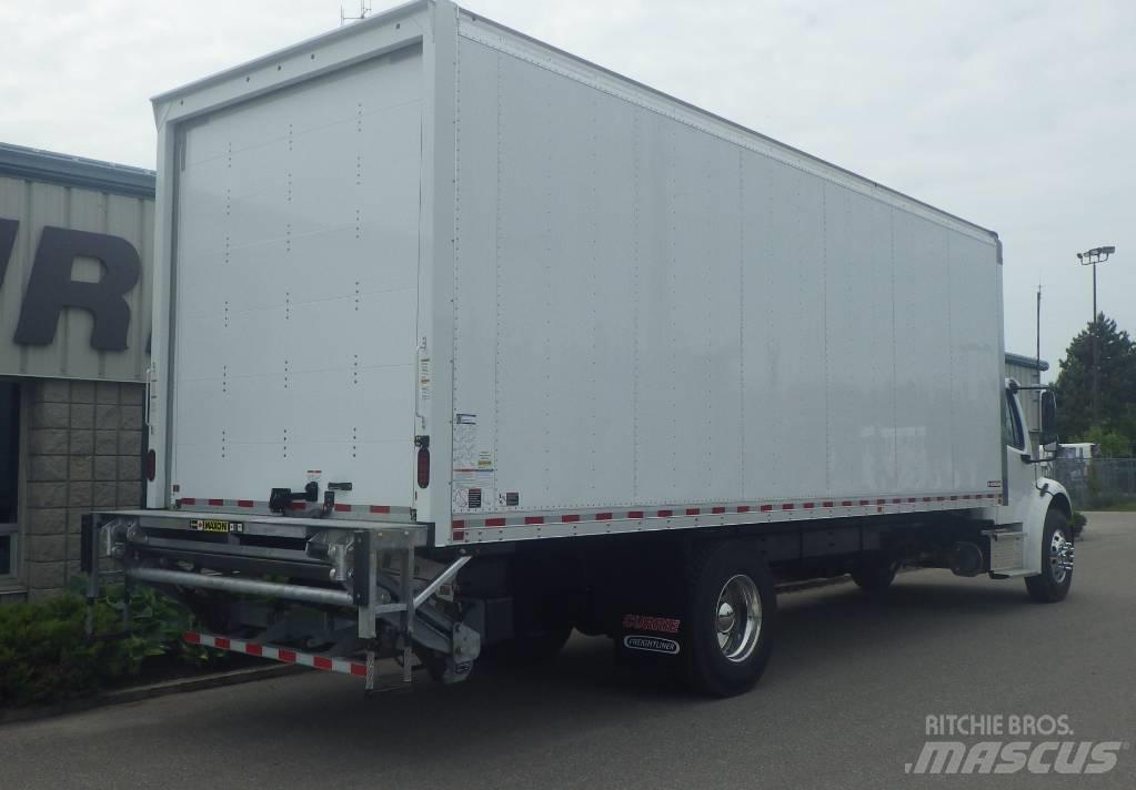 Freightliner M2 106 Furgoonautod