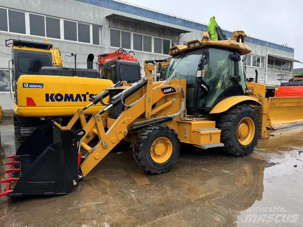 CAT 420 F Ekskavaatorlaadurid