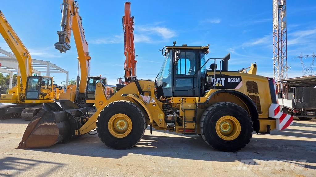 CAT 962 M Rataslaadurid