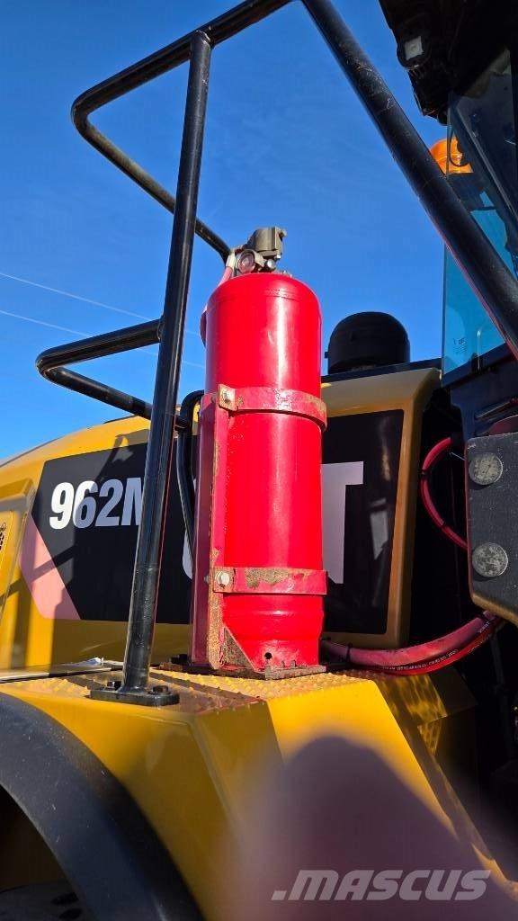 CAT 962 M Rataslaadurid