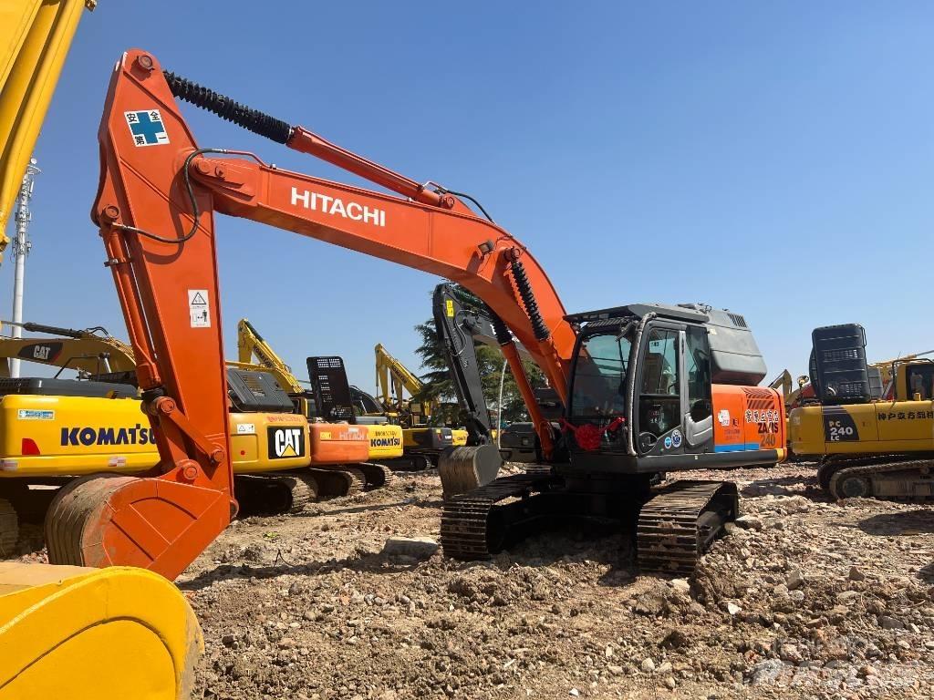 Hitachi ZX 240-3 Roomikekskavaatorid