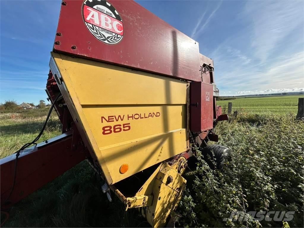 New Holland 865 Ruloonpressid