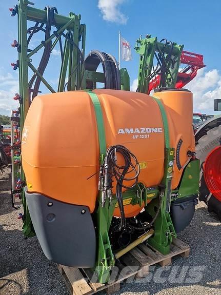 Amazone UF 1201 Iseliikuvad pritsid