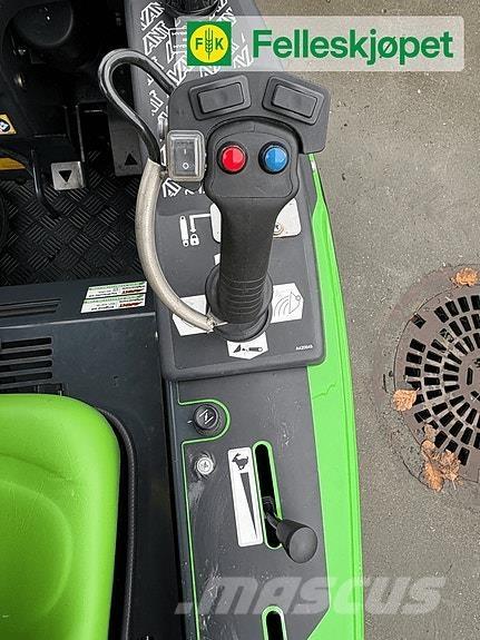 Avant 220 Kompaktlaadurid