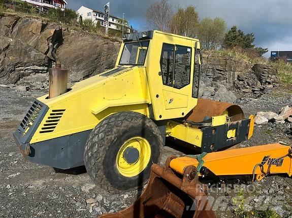 Bomag BW211 D-3 Asfaldilaoturid