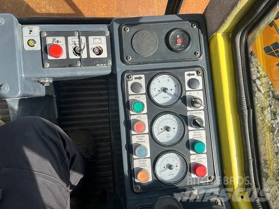 Bomag BW211 D-3 Asfaldilaoturid