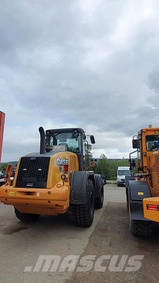 CASE 621F Rataslaadurid