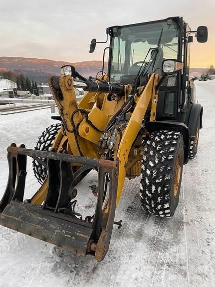 CAT 906hl Rataslaadurid