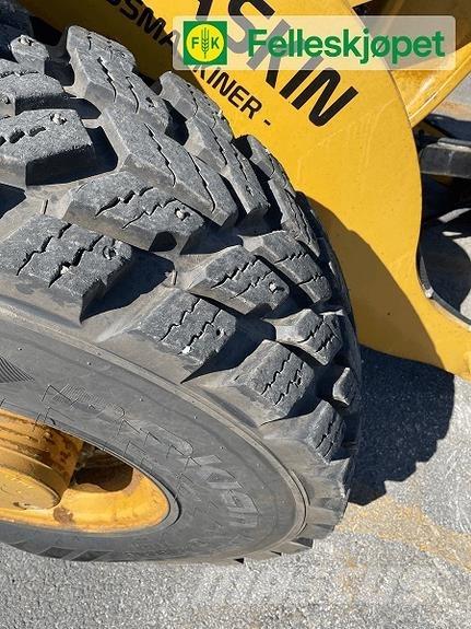 CAT 906hl Rataslaadurid