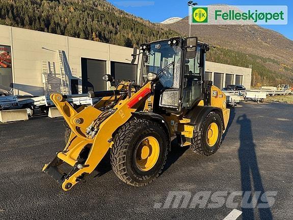 CAT 908 Kompaktlaadurid