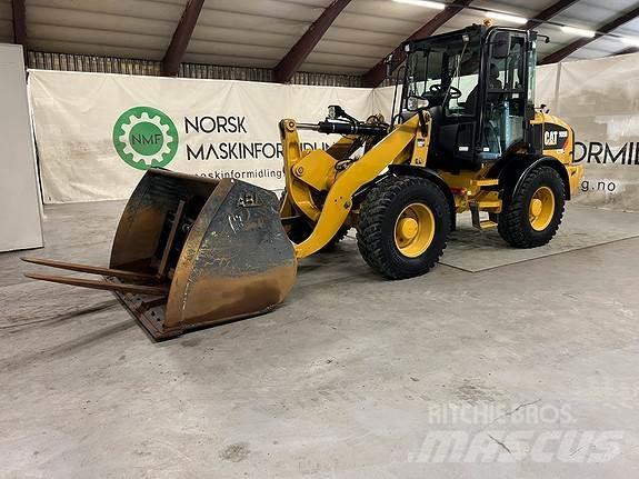 CAT 908M Rataslaadurid
