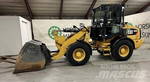 CAT 908M Rataslaadurid