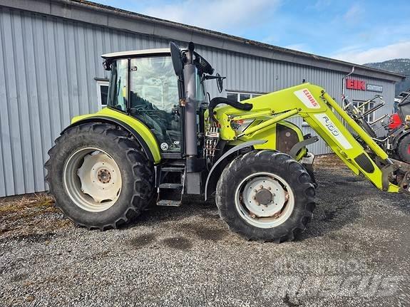 CLAAS 8690 Traktorid