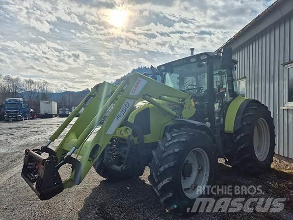 CLAAS 8690 Traktorid