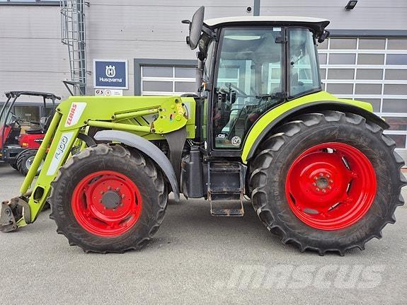CLAAS 8690 Traktorid