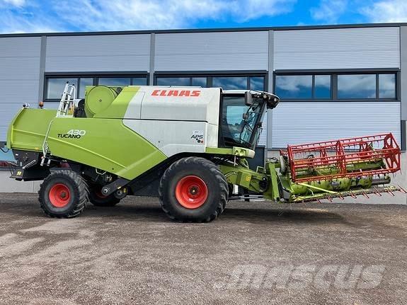 CLAAS Tucano 430 Teraviljakombainid