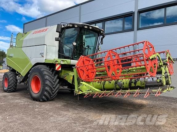CLAAS Tucano 430 Teraviljakombainid
