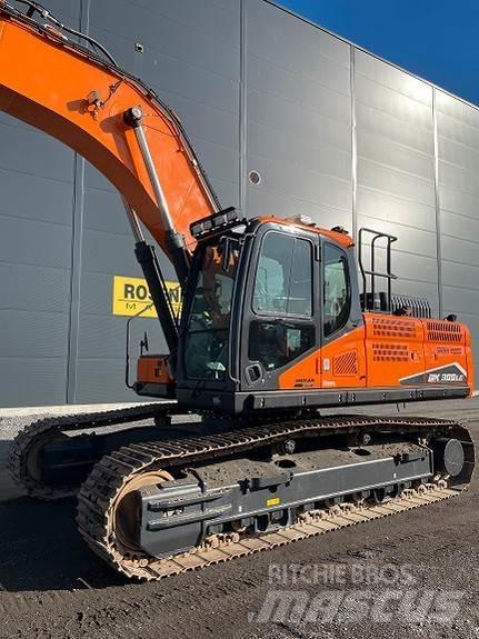 Doosan DX 300 LC-7 Roomikekskavaatorid
