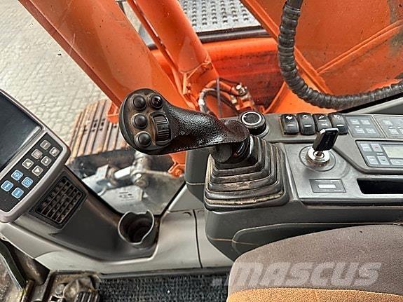 Doosan DX140LC Roomikekskavaatorid