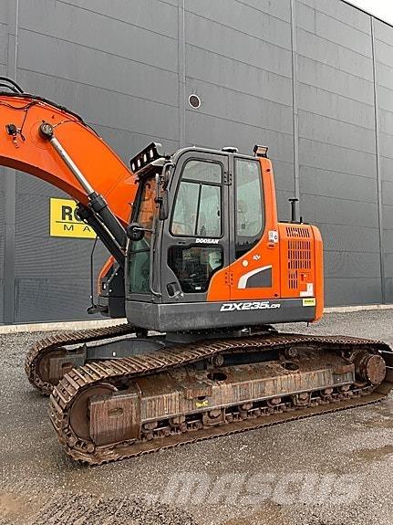 Doosan DX235LCR-5 Roomikekskavaatorid