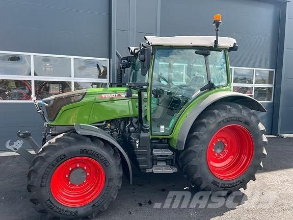 Fendt 211 Profi+ Traktorid