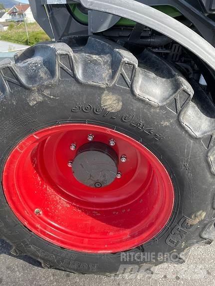 Fendt 211 VARIO Traktorid