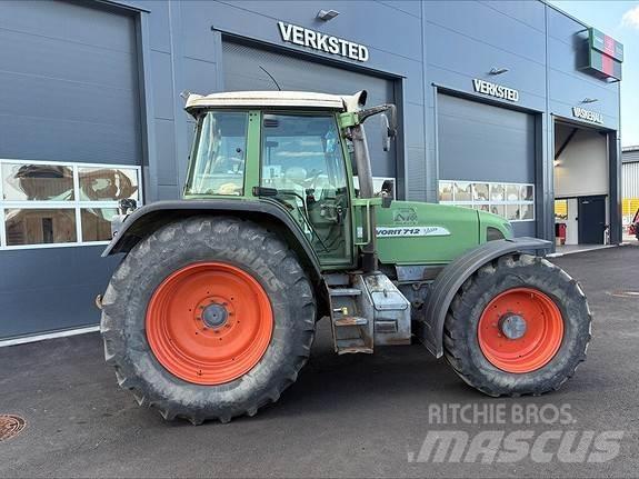 Fendt 712 Favorit Traktorid