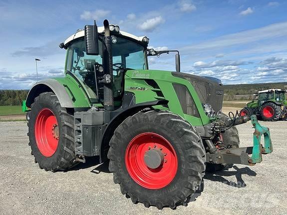 Fendt 828 Vario Traktorid