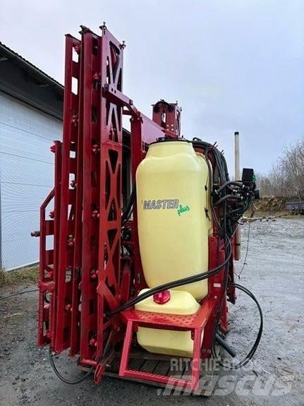Hardi Master Plus Iseliikuvad pritsid