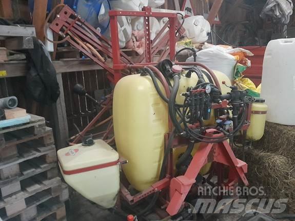 Hardi NK400 Iseliikuvad pritsid