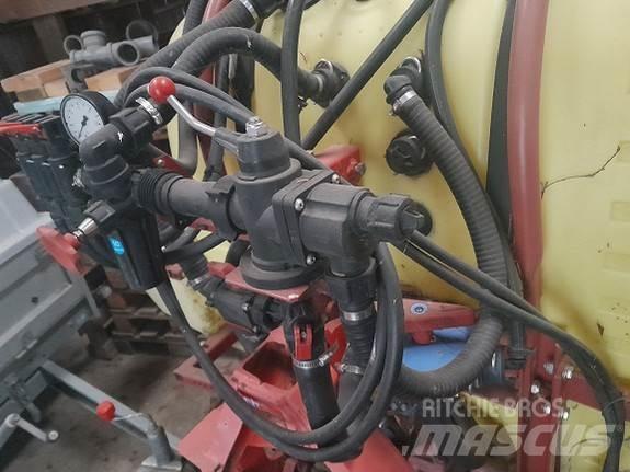 Hardi NK400 Iseliikuvad pritsid