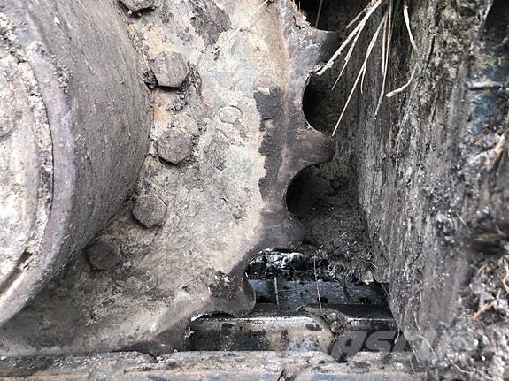 Hitachi ZX85US Roomikekskavaatorid