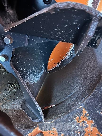 Hydromann V-3200 Üldotstarbelised haagised