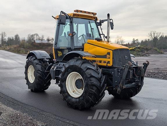 JCB 2135 4WS Traktorid