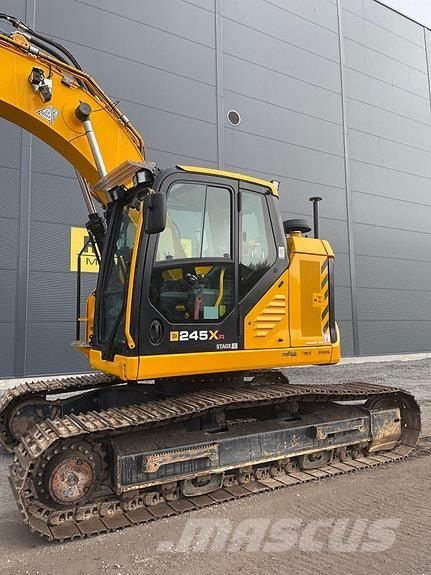 JCB 245XRL SV Roomikekskavaatorid